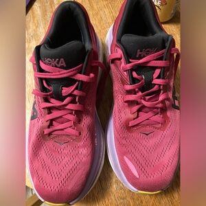 Hoka Women's Berry Athletic Shoes 10B